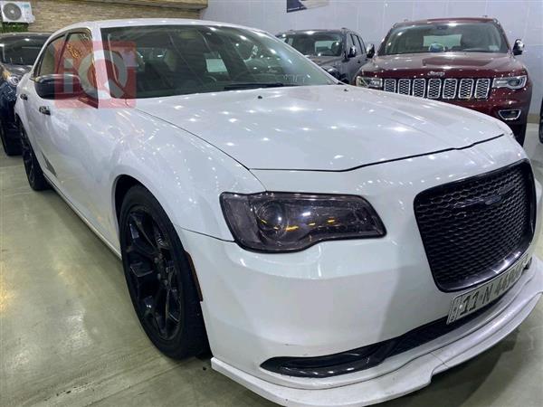 Chrysler for sale in Iraq